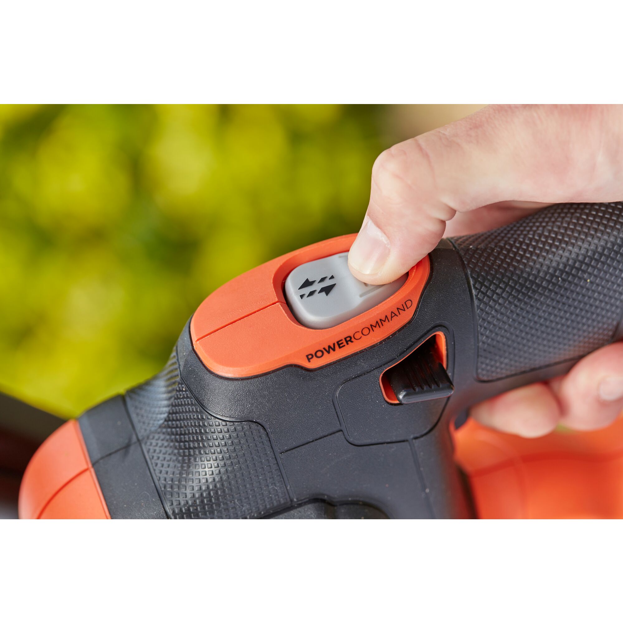 Black and decker gtc36552pc 36v cordless hedge discount trimmer 550mm