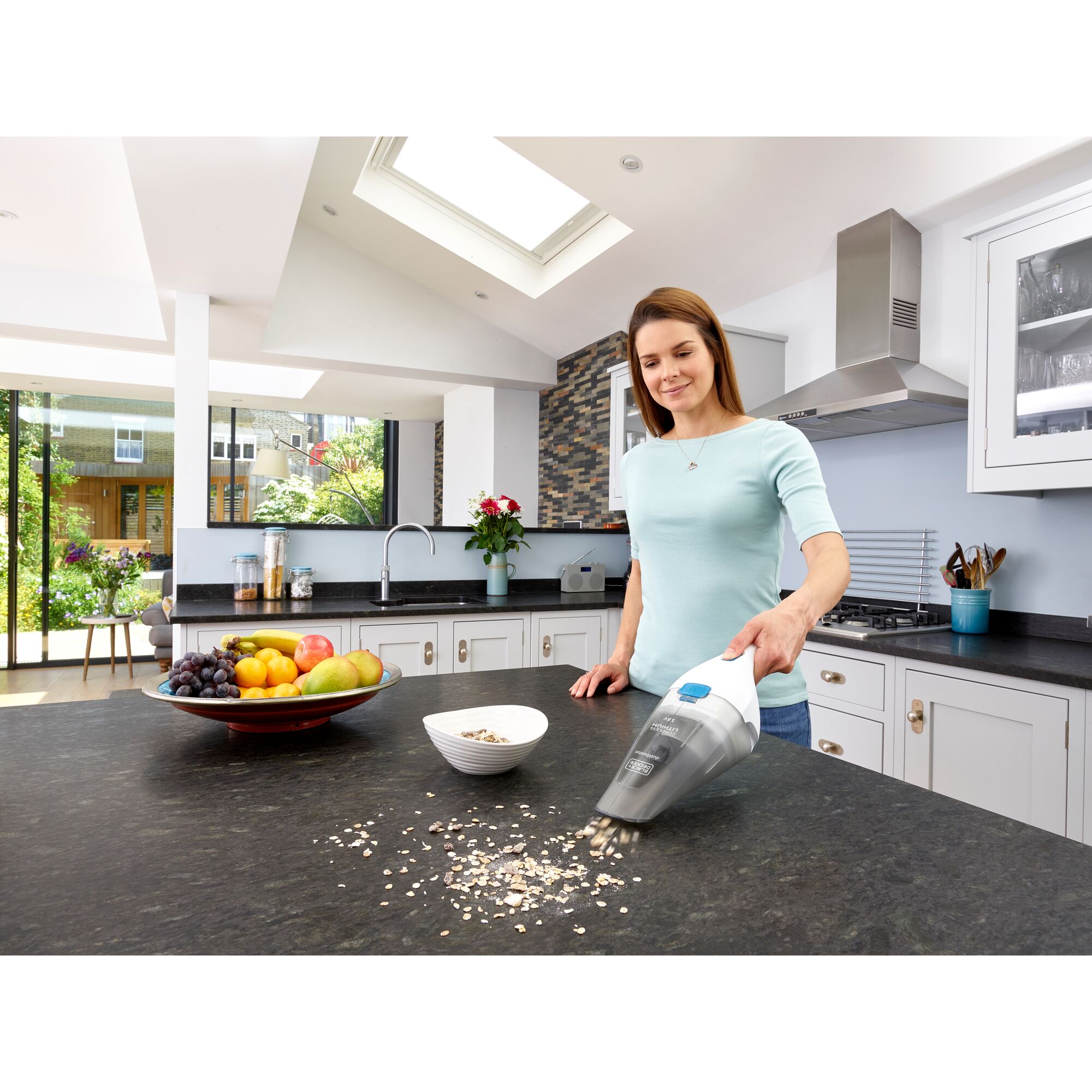 3.6V Lithium-ion Cordless dustbuster 